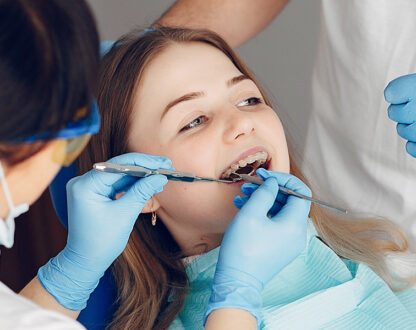 Girl at Markhan dental office, New Delhi Dental.