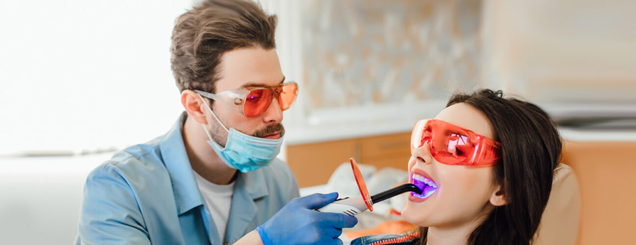 How Teeth Whitening in Markham Enhances Oral Health
