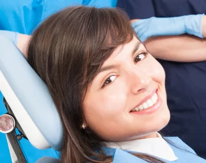 Tartar Breaking Off Back of Teeth: When You Should See a Dentist